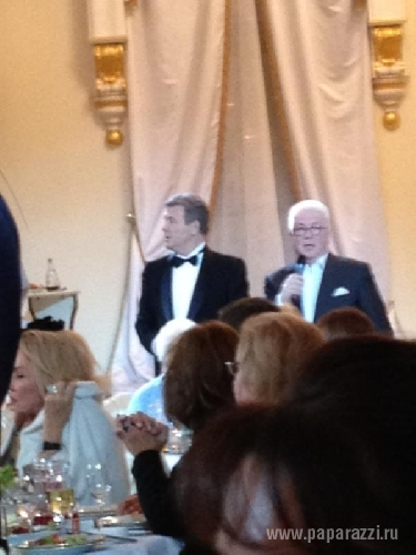 Фото с закрытого юбилея Льва Лещенко попали в сеть!