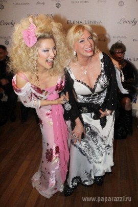 Стала известна звездная обладательница самой лучшей натуральной груди