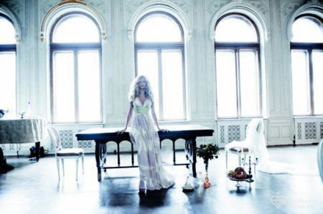 Свежая «беременная» фотосессия Веры Брежневой! Неужели снова беременна?