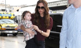 VictoriaBeckhamHarperCatchFlightn25sd6zEFQol