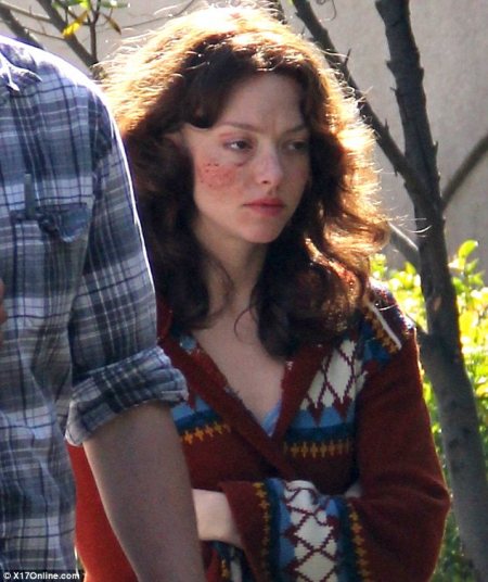 article-0-118A9CC0000005DC-452 634x755