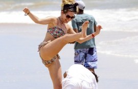 article-0-119C27F8000005DC-524 634x613