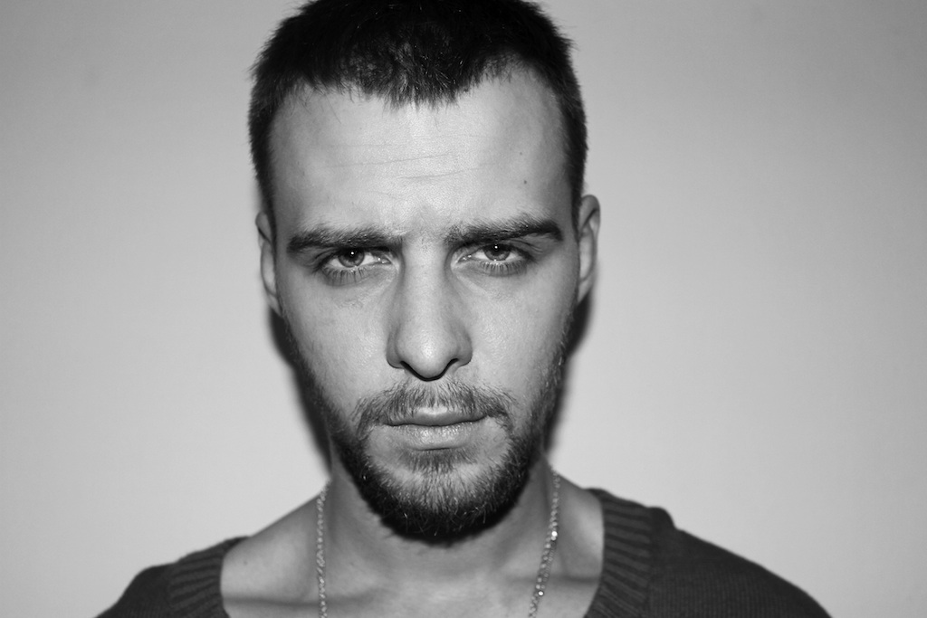 Макс Барских начал 2012 год с побед