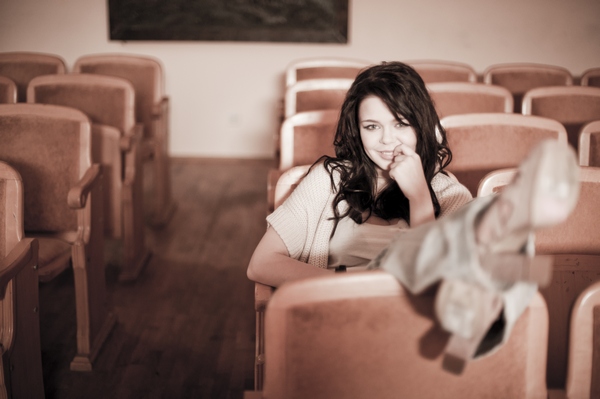 Алина Гросу сбежала из ВГИКа!