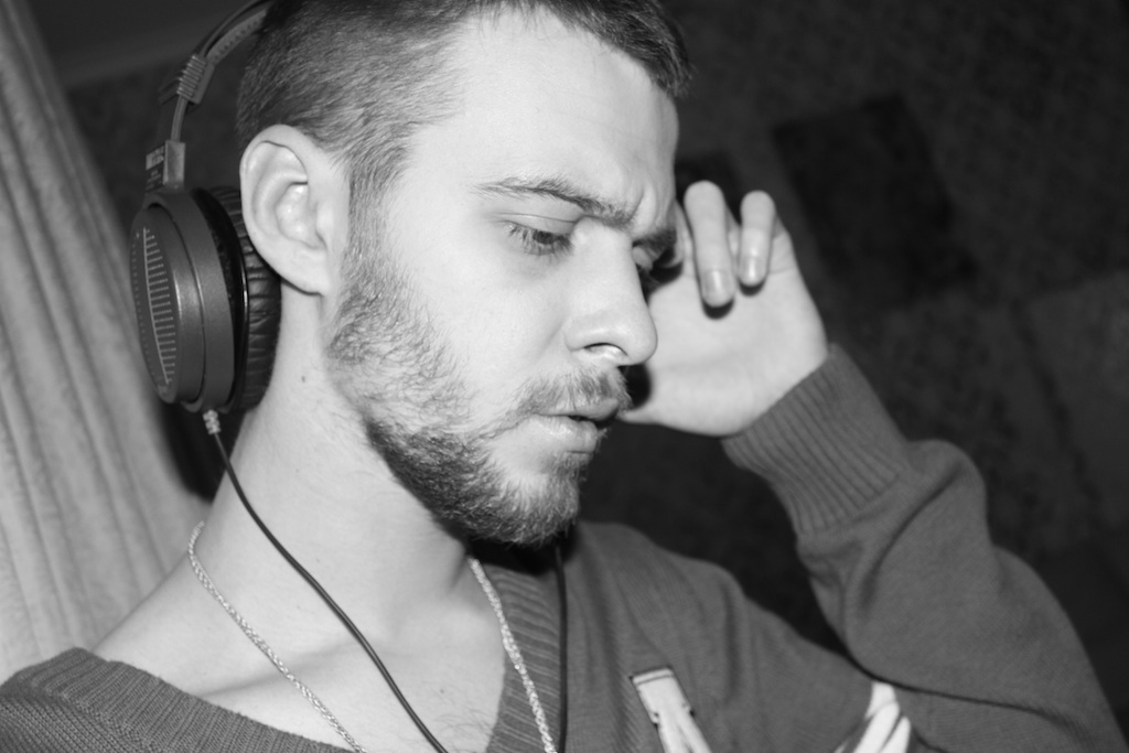 Алан Бадоев и Макс Барских зомбировали Москву