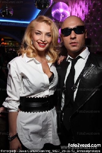 ВИА ГРА Татьяна Котова меняет мужчин как перчатки: очередного кавалера застукали папарацци!