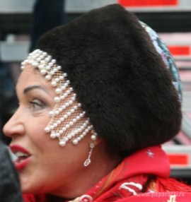 Старушка Надежда Бабкина закосила под бывшую татушку Юлю Волкову