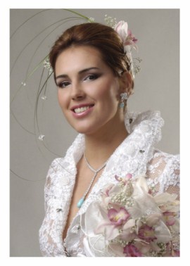  У Яны Клочковой выкрали телефон  