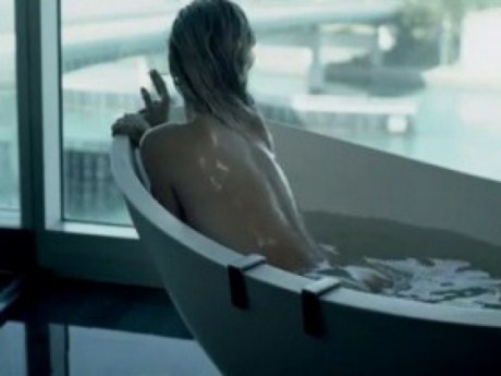 Светлана Лобода разделась догола