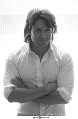 Стало точно известно, кто будет крестным дочки Филипа Киркорова