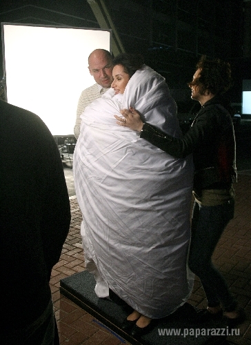 Тина Канделаки рассмешила завсегдатаев Twitter своими странными фото!