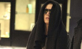 KatyPerryIncognitoHeathrowbVYc5X2-A07l