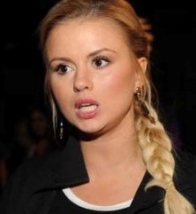 Анна Семенович устроила скандал и разборки с коллегой по ТВ!