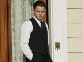 Почему Леонардо ди Каприо намерен остаться холостяком до конца жизни?   Актер вообще не намерен создать семью. Леонардо ди Каприо говорит, что одно дело - на протяжении какого-то времени встречаться с подружкой, а вот с кем-то постоянно жить – это очень тяжело.  А вот ребенка завести убежденный 37-летний холостяк не против. 