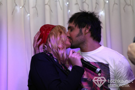 Ирина Билык и Виталий Козловский устроили оргию в ночном клубе на глазах сотен гостей! 