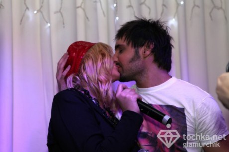 Виталий Козловский взасос целовался с Ириной Билык