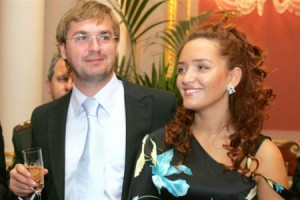 Экс-супруга Пономарева снова «поливает мужа грязью»! 