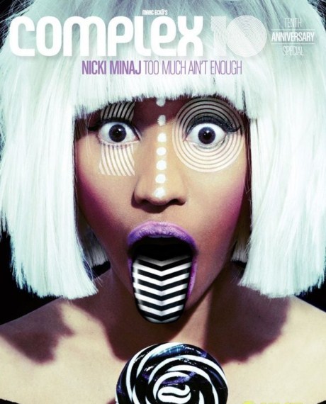 Никки Минаж шокировала публику дурацким видом  