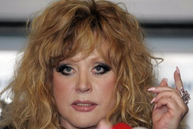 Алла Пугачева устроила жуткий скандал на избирательном участке!