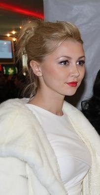 Дочь «няни» Анастасии Заворотнюк затмила маму красотой: фото со страницы девушки в сети!