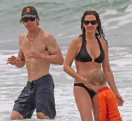 Джулия Робертс шокировала своим появлением на людях без макияжа 