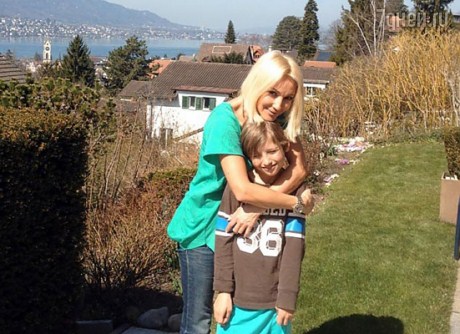 Лера Кудрявцева продемонстрировала взрослого сына