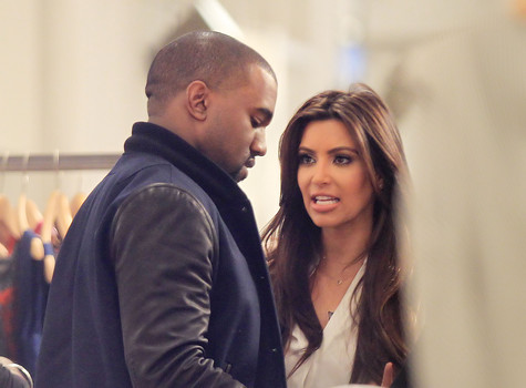 Ким Кардашьян закатила любовнику скандал на публике!