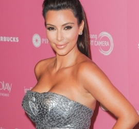 Kim-Kardashian-at-the-Us-Weekly-Hot-Hollywood-Party-1-435x580