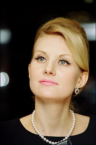 Актрису Ренату Литвинову избил неизвестный! 