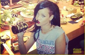 rihanna-new-black-hair-02