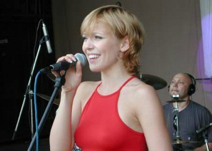 Как выглядела Альбина Джанабаева до ВИА ГРА!? Жуть!