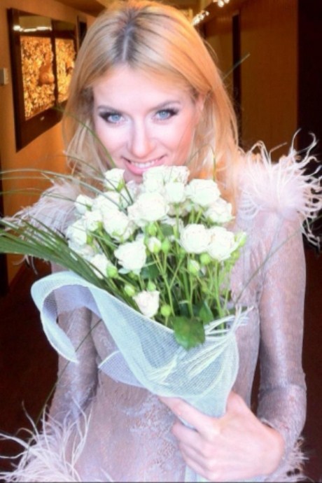 Ольга Горбачева превратилась в «Чудо в перьях»