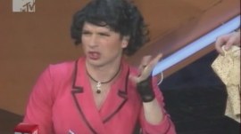 news blok_110512_o_spektakle_talanty_i_pokojniki_2