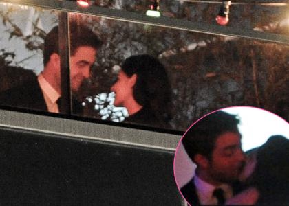 Папарацци, наконец, застукали Роберта Паттинсона и Кристен Стюарт целующимися!