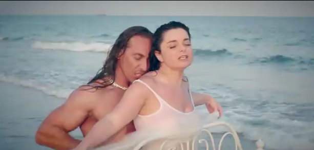 Наташа Королева и Тарзан занялись сексом перед сыном! Срам!