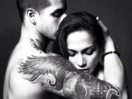 Любовник вытатуировал имя Дженнифер Лопес в самом интимном месте