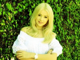 Мика Ньютон безумно боится любовных отношений