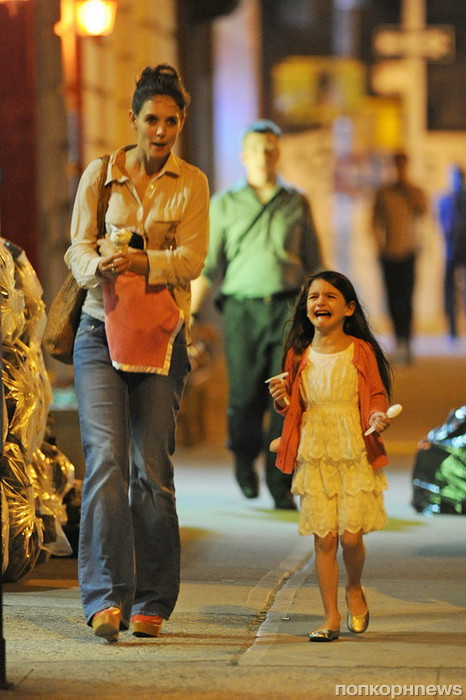 Сури Круз устроила очередную истерику на глазах у всех! Стыдные кадры у нас!