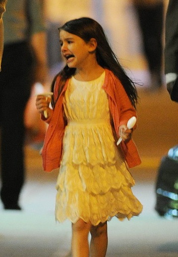 Сури Круз устроила очередную истерику на глазах у всех! Стыдные кадры у нас!