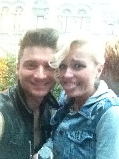 Сергей Лазарев провел ночь с Юлией Савичей и опубликовал фото утех!