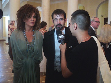 Актрису Ольгу Дроздову изуродовали стилисты! Даже муж Дмитрий Певцов испугался!