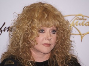 Алла Пугачева опустила Ксению Собчак со сцены!