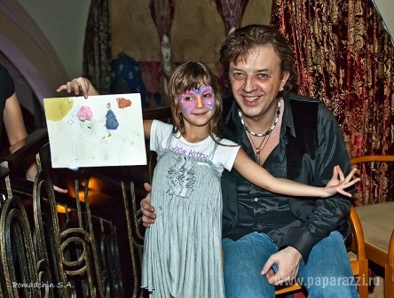 5-летняя дочь кумира 90-х Ромы Жукова скончалась от травм головы!