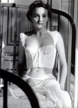 Патрисия Каас выложила свои голые фото в инете