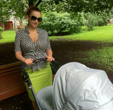 Анфиса Чехова растит из сына гея! Как на это смотрит кавказский отец?