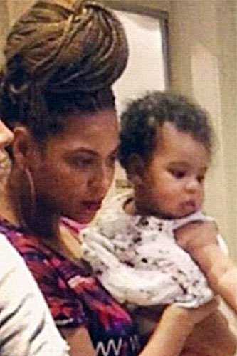 Бейонсе показала миру 6-месячную дочь: очаровательная кудрявая малютка!