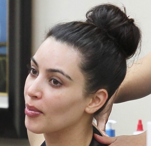 Папарацци смогли сфотографировать Ким Кардашьян без макияжа! Ее не узнать!