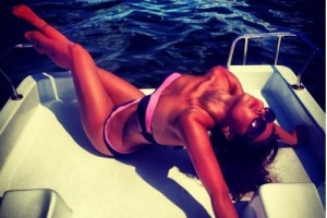 Обнаженные фото Алины Гросу возмутили общественность!