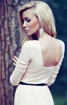 Скандально известная дочка актрисы Анастасии Заворотнюк вновь выставила откровенные фото