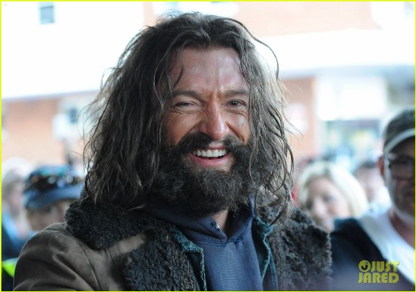 hugh-jackman-wolverine-set-02